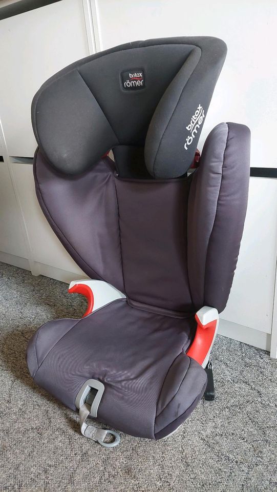 Kindersitz: 15-36kg, Britax Römer Kidfix SL, Kid II RM, Isofix in Schopsdorf