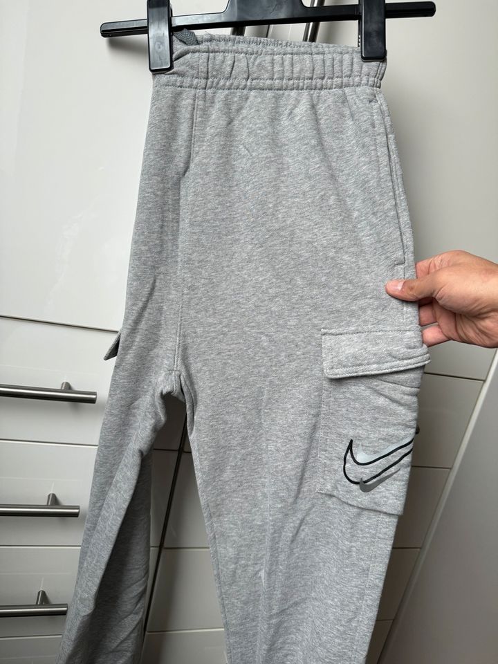 Nike Anzug Jogginganzug Neu in Dortmund