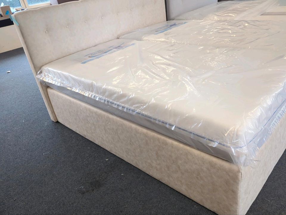 Bett Boxspringbett 200x200cm *Möbel Outlet Osnabrück* in Osnabrück