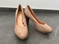 Beige Pumps High Heels von H&M Gr. 38 NEU Aachen - Preuswald Vorschau