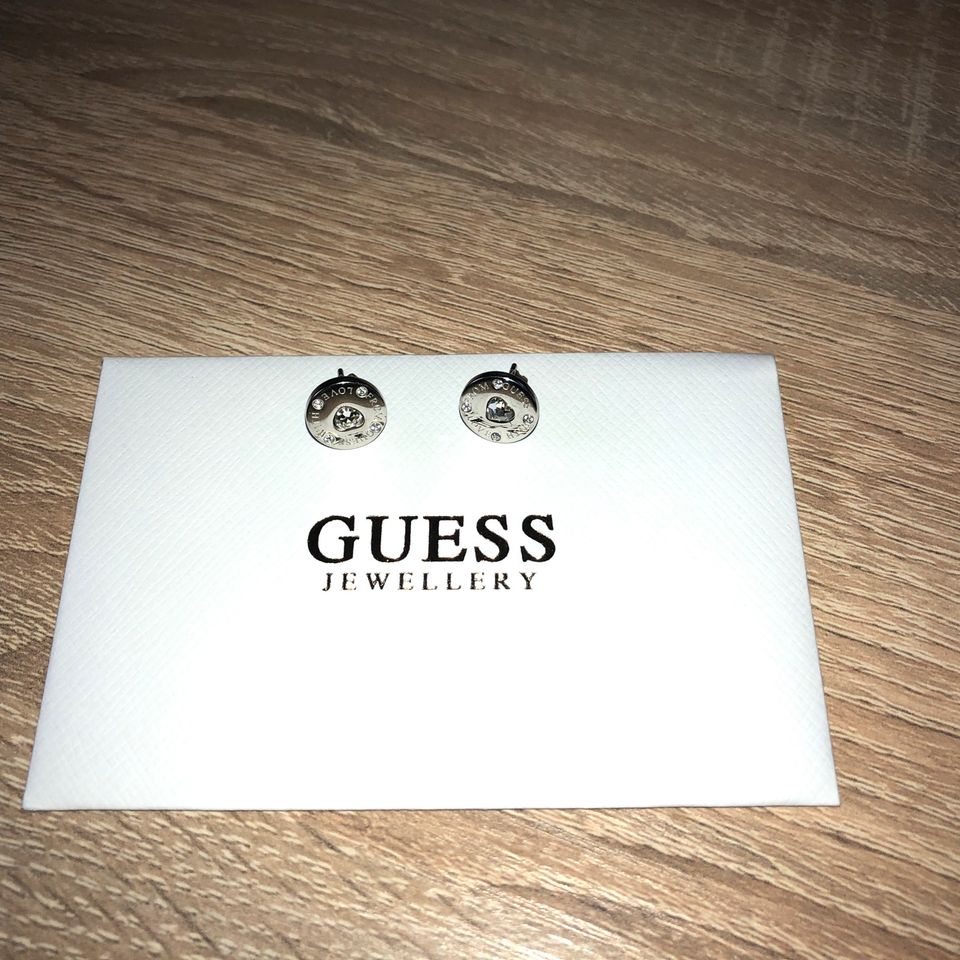 Guess Schmuck,Ohrstecker Neu in Neukirchen/Erzgeb