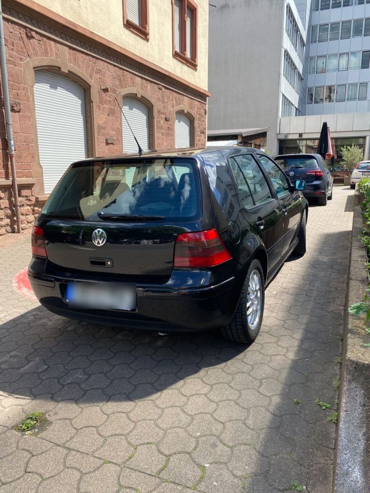 Volkswagen Golf IV 1.8T GTI  20 Ventile 110 KW TÜV NEU in Dossenheim