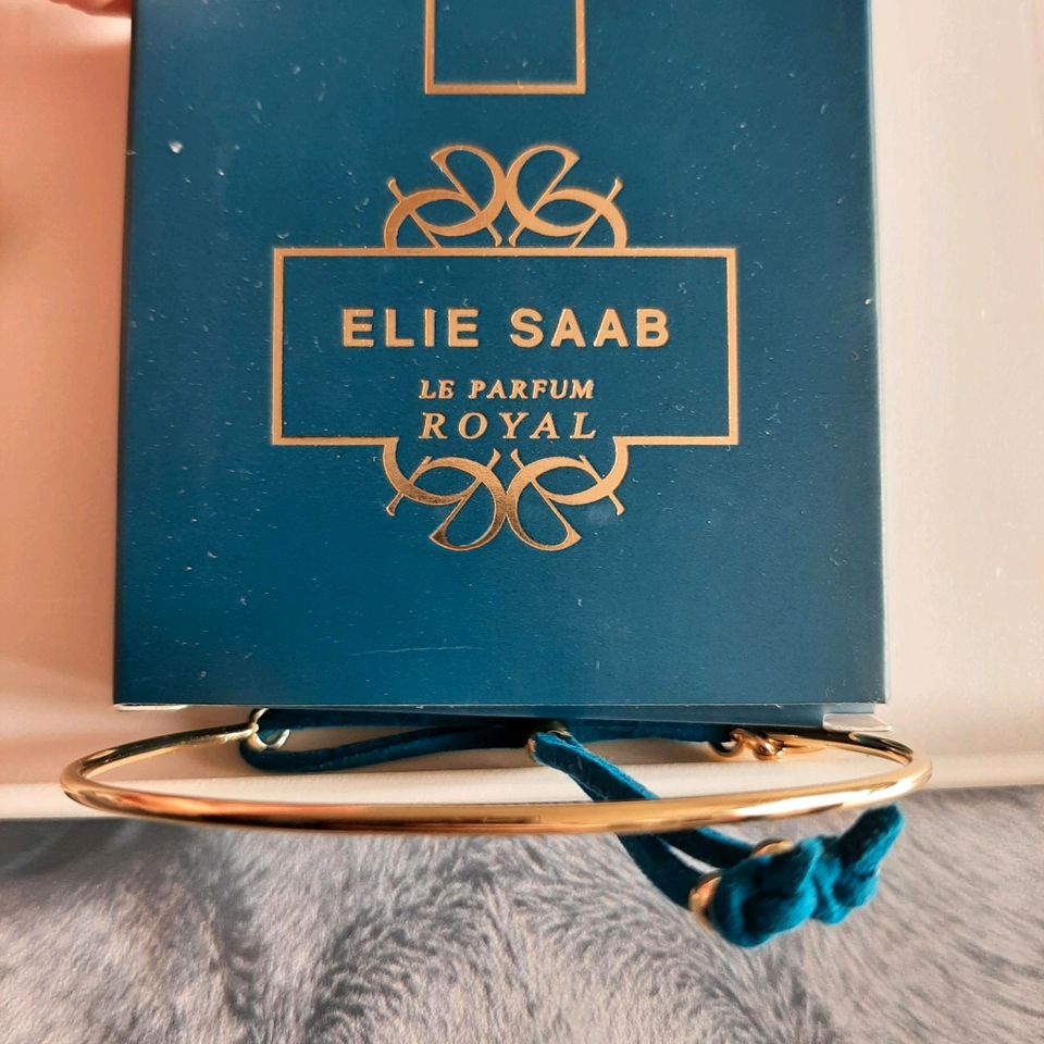 Neu Elie Saab Armband vergoldet Armreif gold/blau in Königs Wusterhausen -  Wildau | eBay Kleinanzeigen ist jetzt Kleinanzeigen