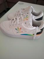 adidas Turnschuhe 37 1/3 Bayern - Ingolstadt Vorschau
