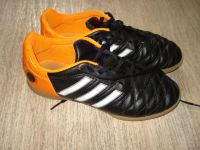 Hallen Fußballschuhe indoor Turnschuhe Adidas 11 questra Gr. 38 Bayern - Schnaittach Vorschau