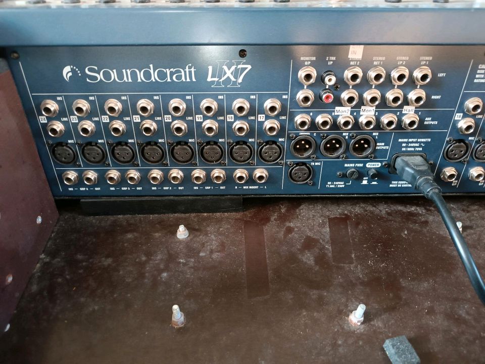 Soundcraft lx7 II inkl Multicore und Case Mischpult in Meitingen