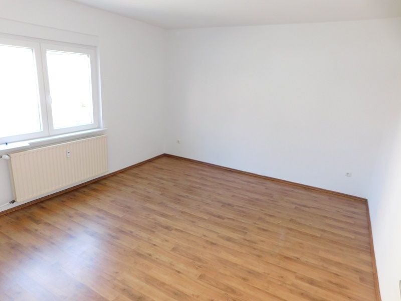 MODERNE 2-ZIMMER ERDGESCHOSSWOHNUNG IN ISERLOHN-LETMATHE MIT GARTEN UND BALKON in Iserlohn