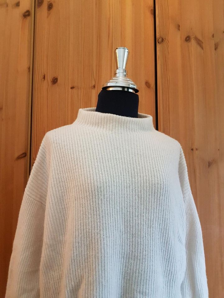 Marie Lund Strickpullover M 38 Merinowolle creme beige Schurwolle in Hamburg