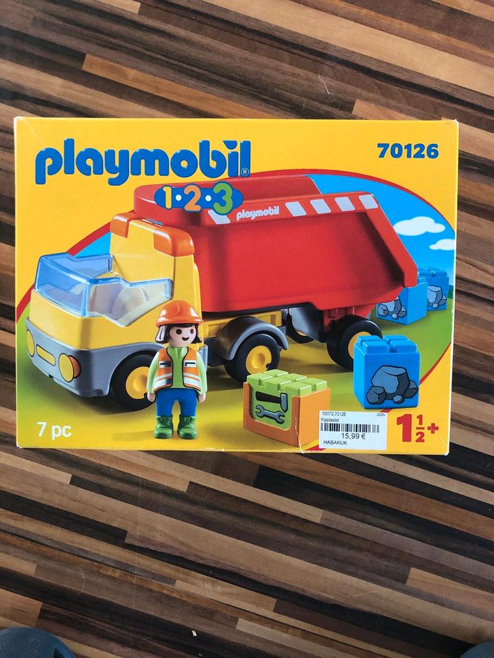 3x Playmobil Spielzeug  Kipper,Traktor mit Anhänger,Feuerwehr NEU in Dierdorf