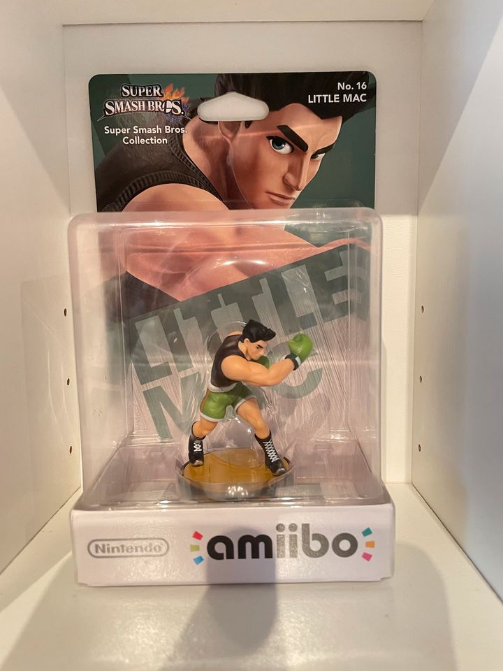 Nintendo Amiibo‘s Yoshi R.O.B Duck Hunt Ryu Game&Watch Sheik Mii in Haßloch