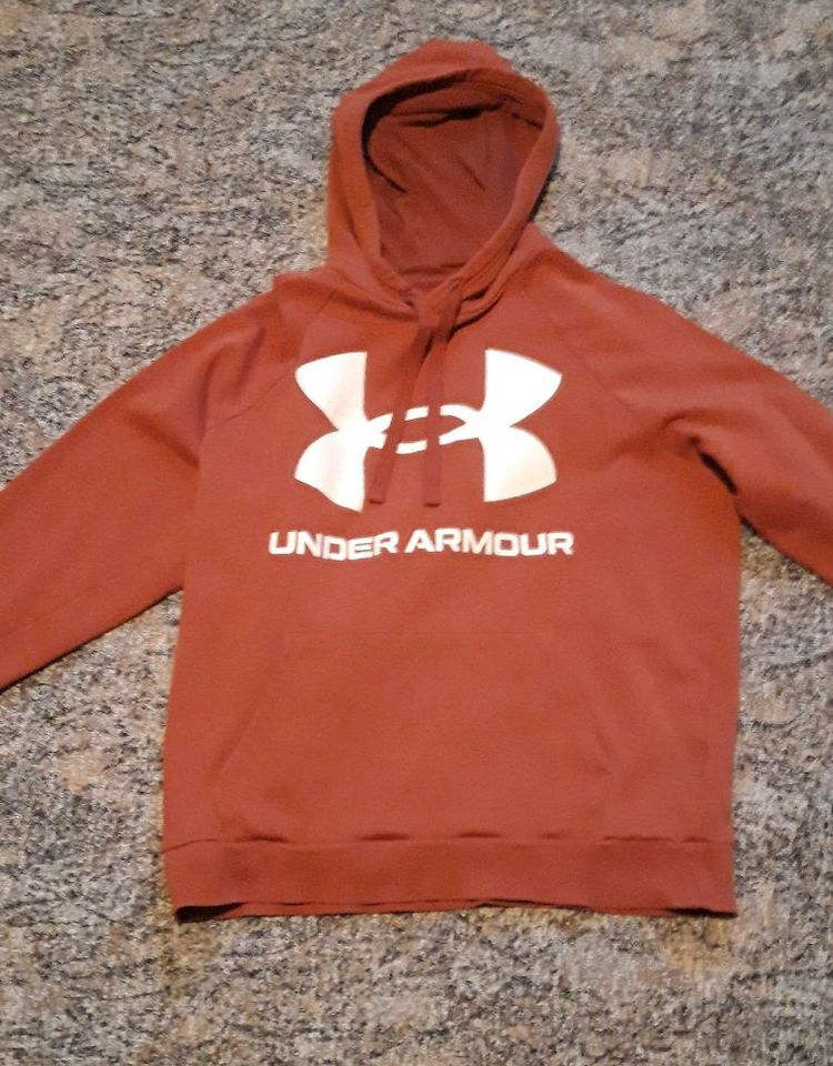 Under Armour Hoodie in Glonn