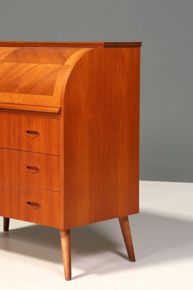 Schlichter Mid Century Rollladen Sekretär "Egon Ostergaard" Schreibkommode "Made in Sweden" echt Holz Büro Kommode Artikel-Nr.: B656 in Berlin