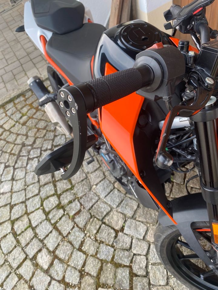 KTM Duke 125 - TÜV NEU in Passau