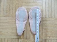 Ballettschuhe/Schläppchen 16,5 cm beige Bayern - Gröbenzell Vorschau