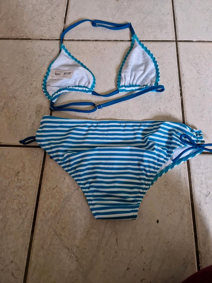 NEU!!! Mädchen Bikini Gr. 164 in Bargteheide