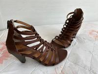 Marco Tozzi Riemchen Sandale Sandalette Gr. 37 braun 18,-€ VB Nordrhein-Westfalen - Moers Vorschau