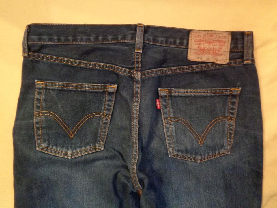 Herren-Jeans „Levi Strauss“, dunkelblau, W34/L32, sehr gut erhalt in Bockau