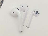 Apple AirPods 1 gen links Original neuwertig München - Maxvorstadt Vorschau