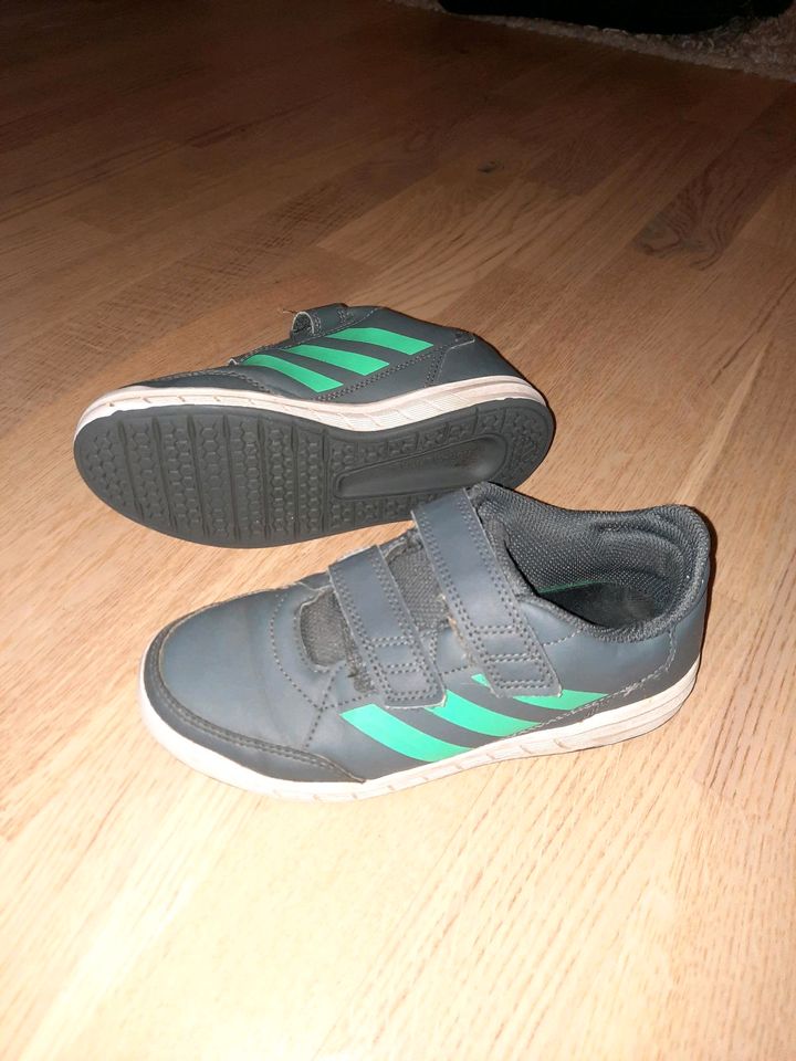 ADIDAS Klettverschluss 34 in Apen