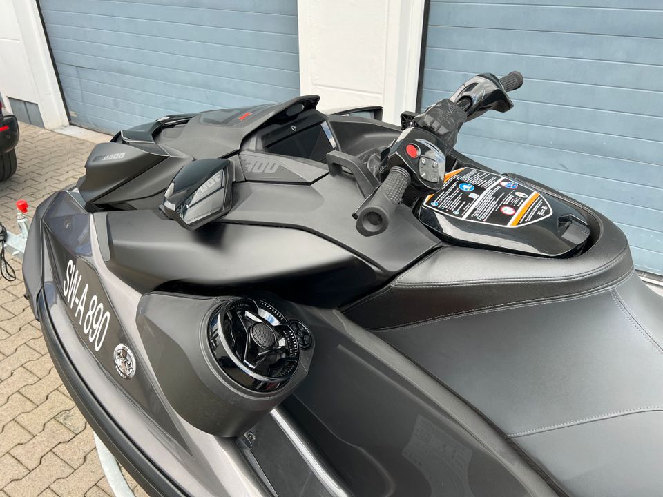 Seadoo RXP-X-RS 300 AUDIO Model 2022 Triple Black neu in Frankfurt am Main