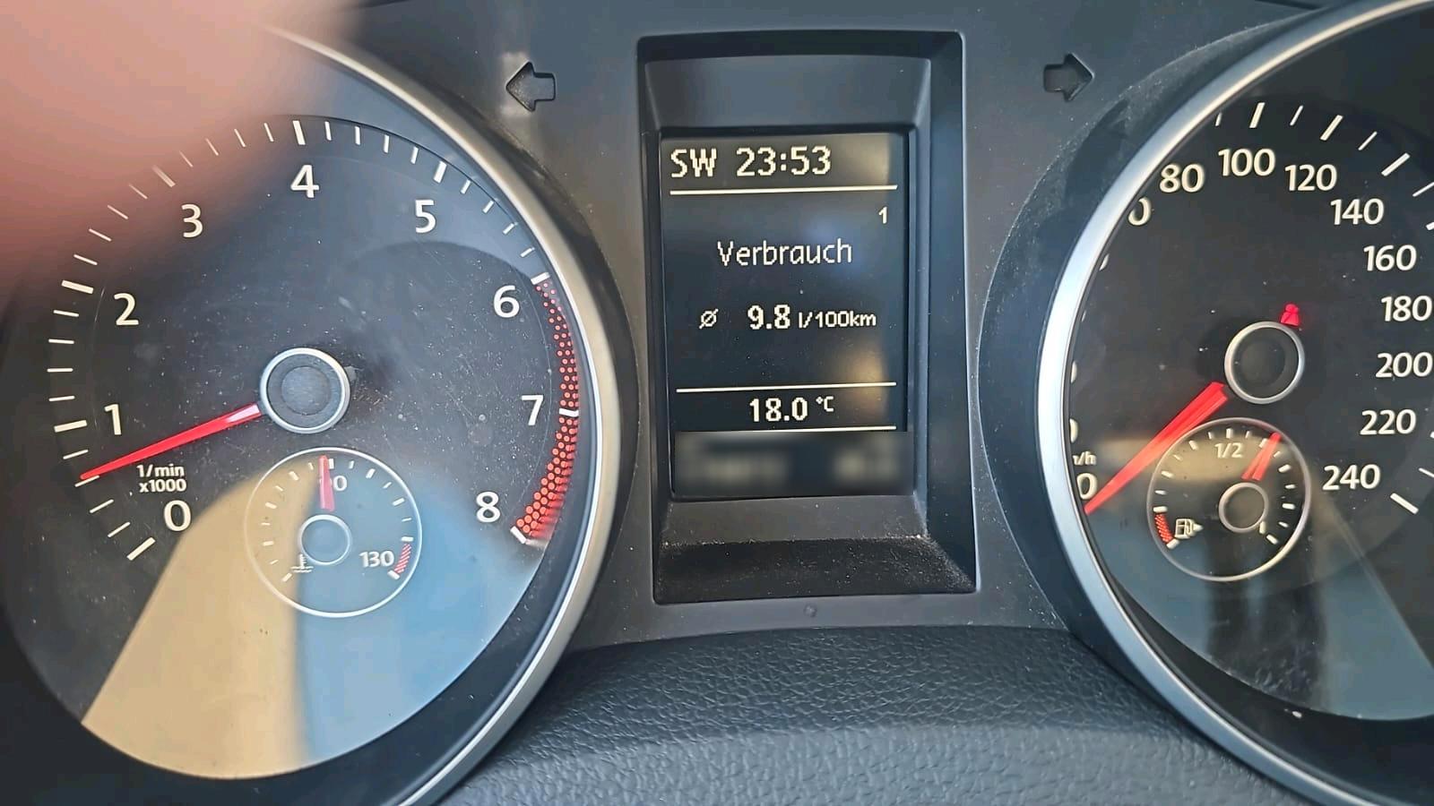 Abbildung des Autos Auto sehr gut stand