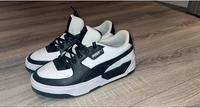 Puma Damenschuhe Sneaker Größe 40,5 München - Trudering-Riem Vorschau
