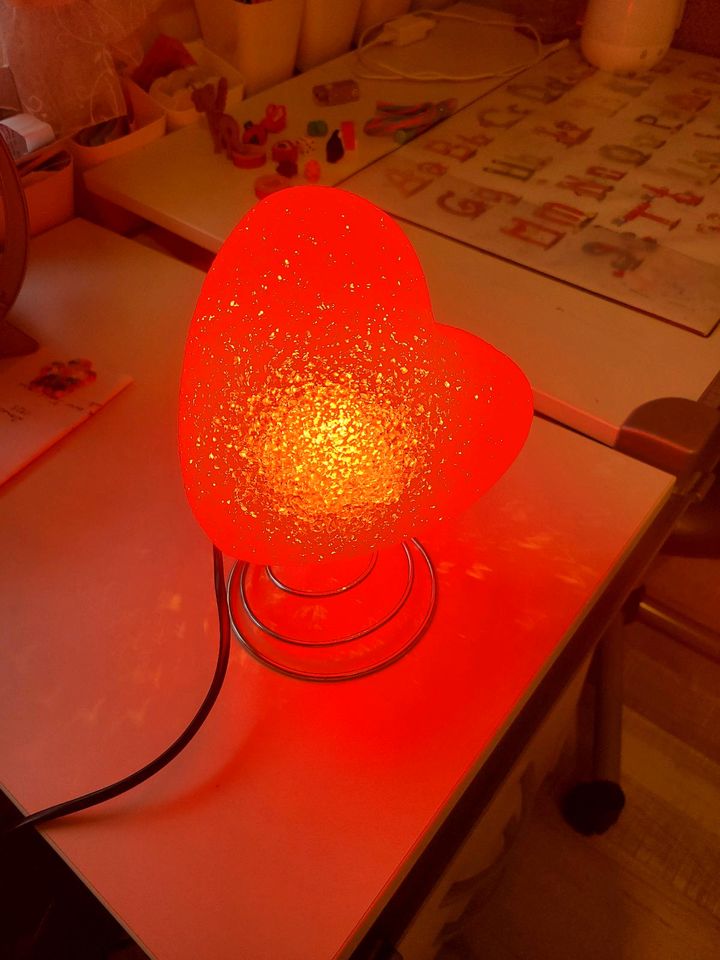 Nachttisch Lampe Herzform in Paderborn