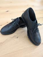 Stilvoller Cox Lederschuh zum Schnüren Schwarz, Gr. 37,5 Bremen - Neustadt Vorschau