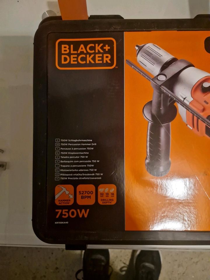 Black und Decker Schlagbohrmaschine 750W in Köln