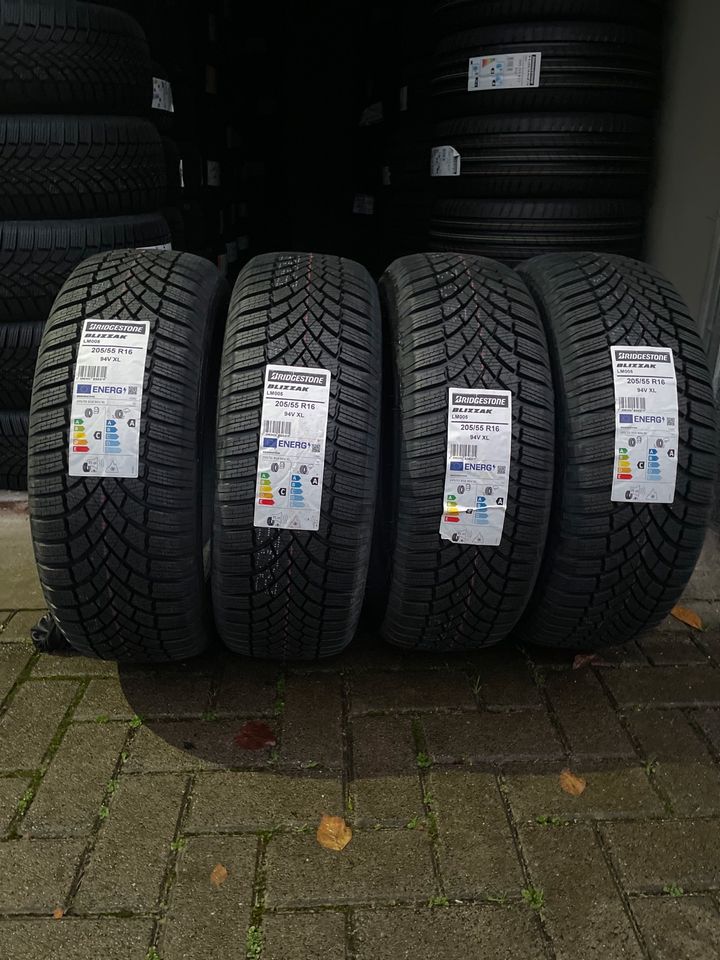 205 55 R 16  94 V XL Bridgestone Blizzak Neue Winterreifen M+S 22 in Solingen