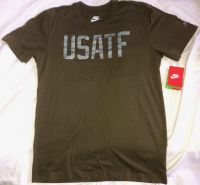 Nike Herren T-Shirt USATF Sport Shirt Dunkel Grün Ungetragen - L Berlin - Schöneberg Vorschau