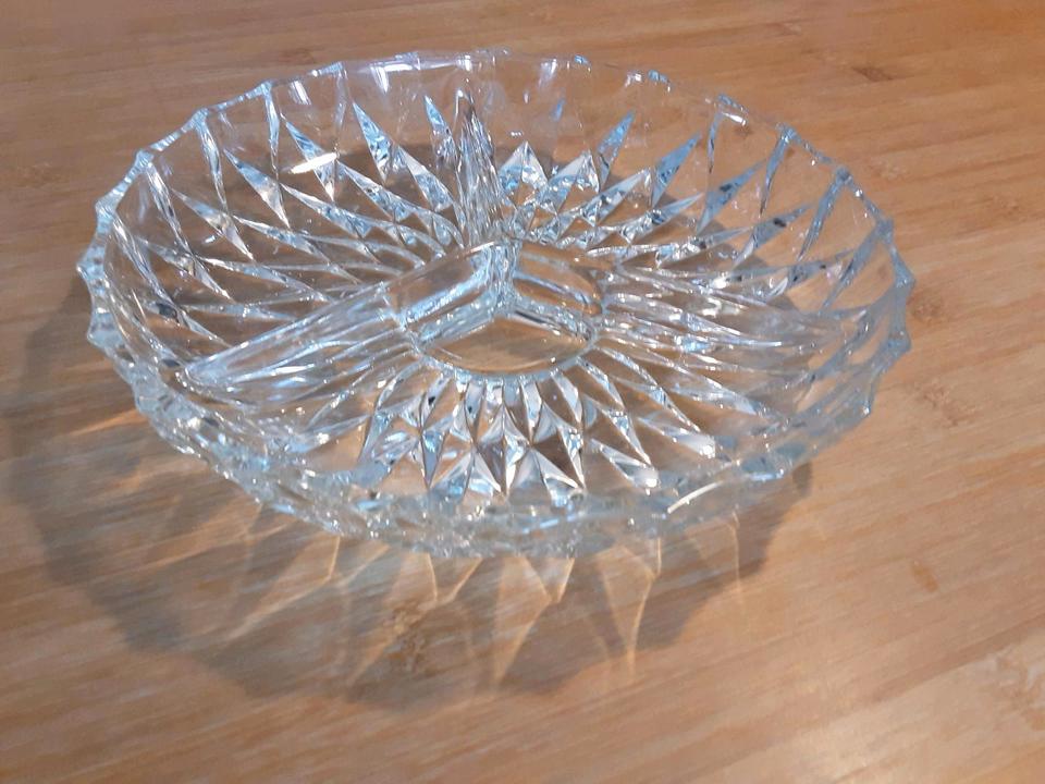 Knabbergebäck Schale Teller Glas Kristall geschliffen wie neu in Quierschied