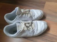 Puma Sneakers in weiß Gr. 43 Hessen - Dietzhölztal Vorschau