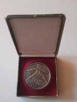 DDR Medaille mit Schachtel Jugendspartakiade Leipzig Nordost 1977 Nordrhein-Westfalen - Herten Vorschau