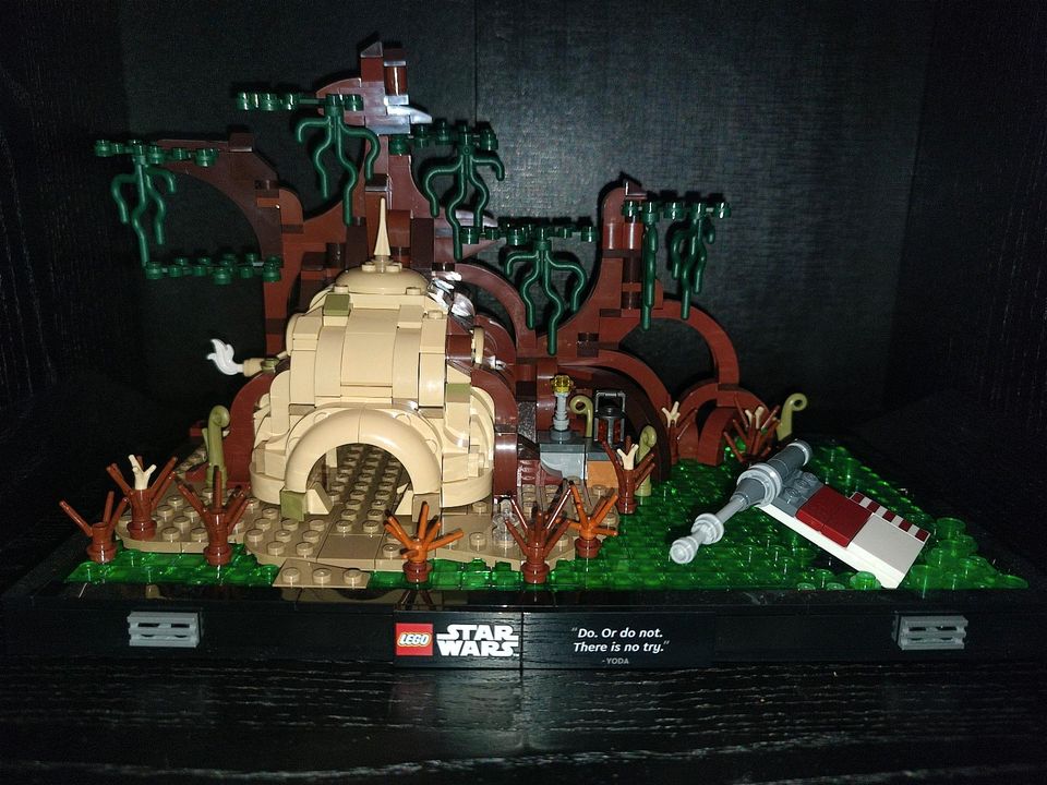 Lego Star wars Diorama Yoda Hütte 75330 in Hamburg