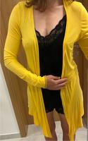 Cardigan gelb Zitrone Manguun 38 Damen langsam lang Netz Kr. München - Aschheim Vorschau