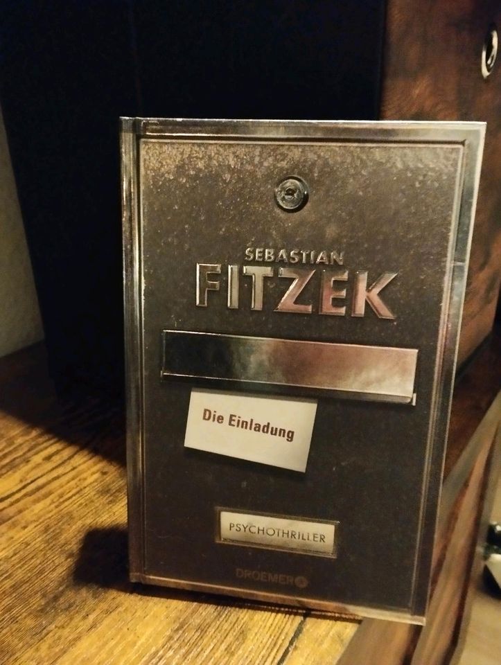 Buch Psychothriller die Einladung Sebastian Fitzek in Paderborn