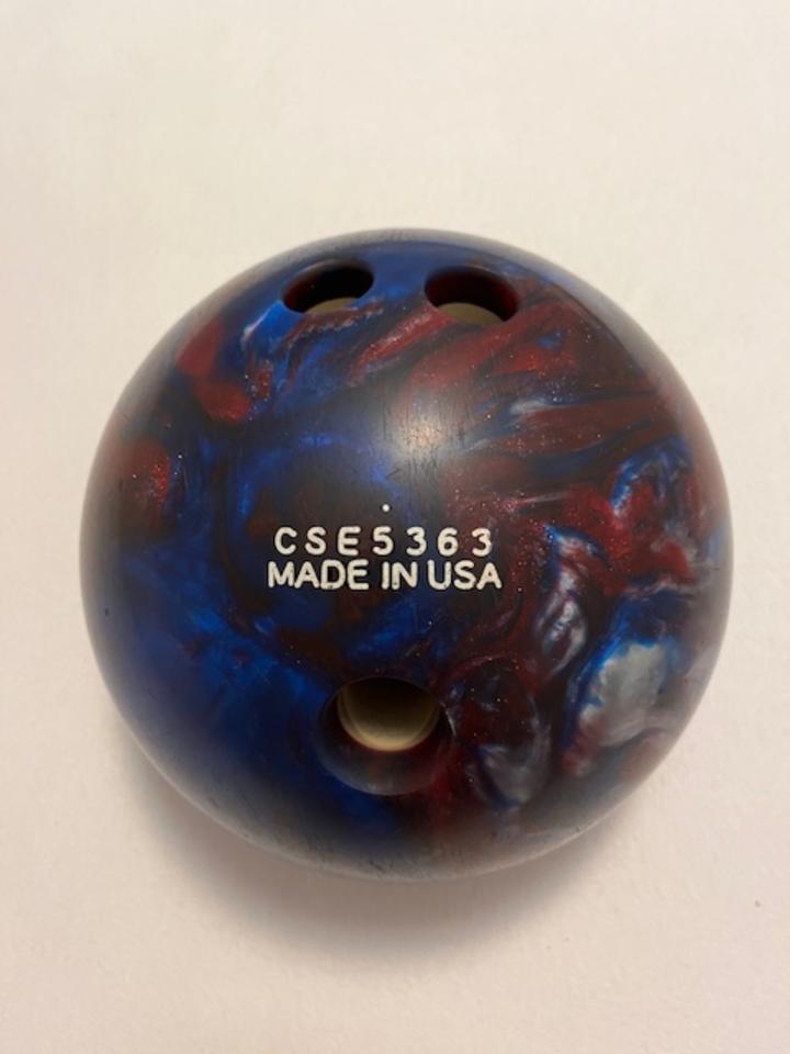 Bowlingkugel, Bowling, 16er Bowlingkugel, angefertigt, mit Tasche in Boltenhagen