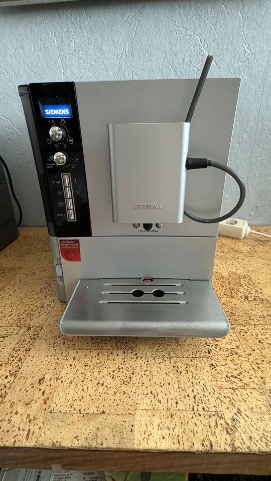 Kaffeevollautomat Siemens EQ5 Macciato Plus in Ratingen