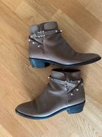 Valentino Garavani Rockstud Stiefeletten Gr.40 inkl.Versand Berlin - Hellersdorf Vorschau
