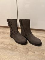 UGG Stiefelette gefüttert Leder grau Gr. 37 Neu Köln - Bayenthal Vorschau