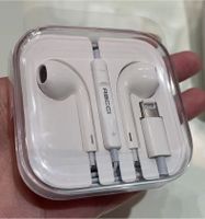 In ear Kopfhörer für Lightning iPhone8 X XS  11 12 13 14 Angebot Hessen - Hanau Vorschau