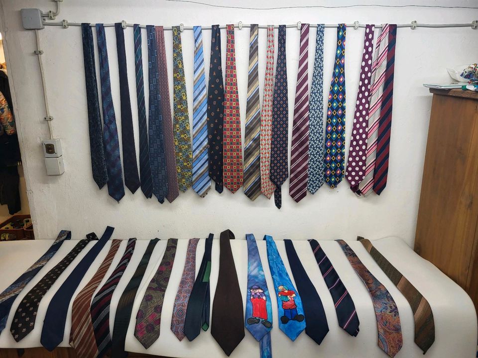 Konvolut Krawatten 35 Stück in Bad Rothenfelde