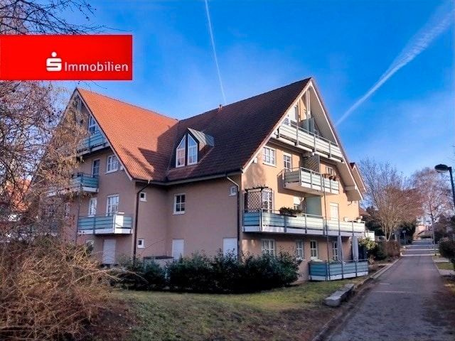 Traumhaften 3 Zimmer Dachgeschoss-Maisonette Wohnung in einer ruhigen Gegend in Erfurt