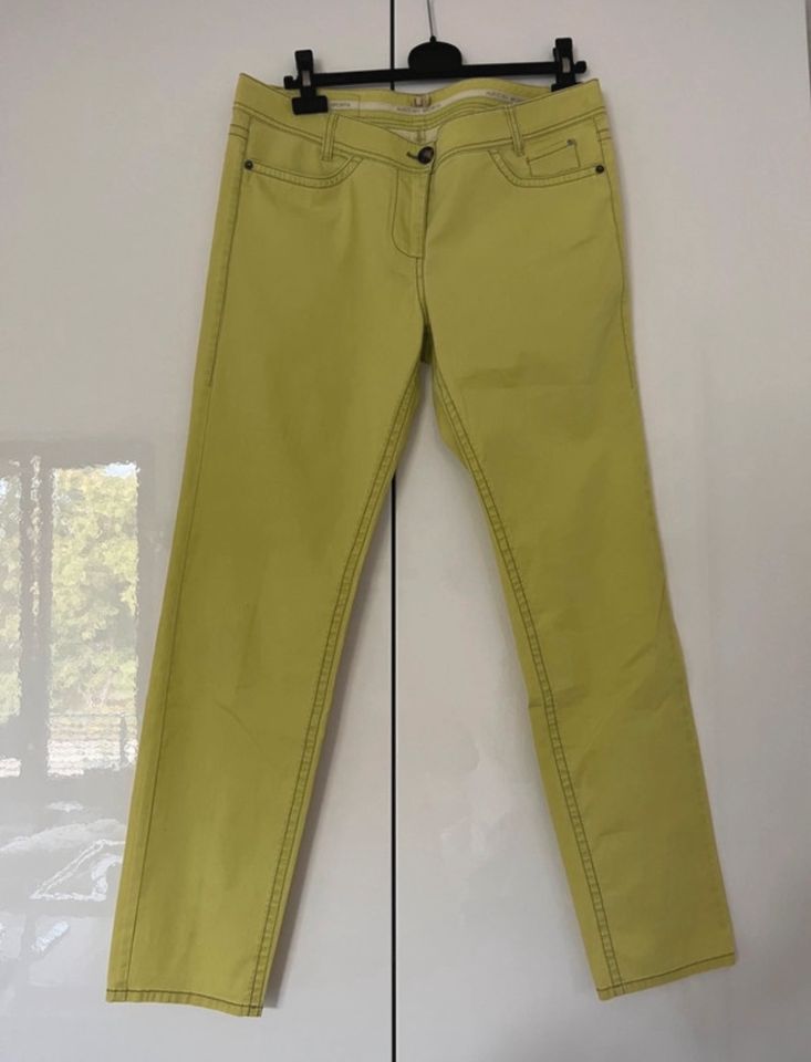 Original Marc Cain Sports Jeanshose Size 5 Hose Stoffhose in Düsseldorf