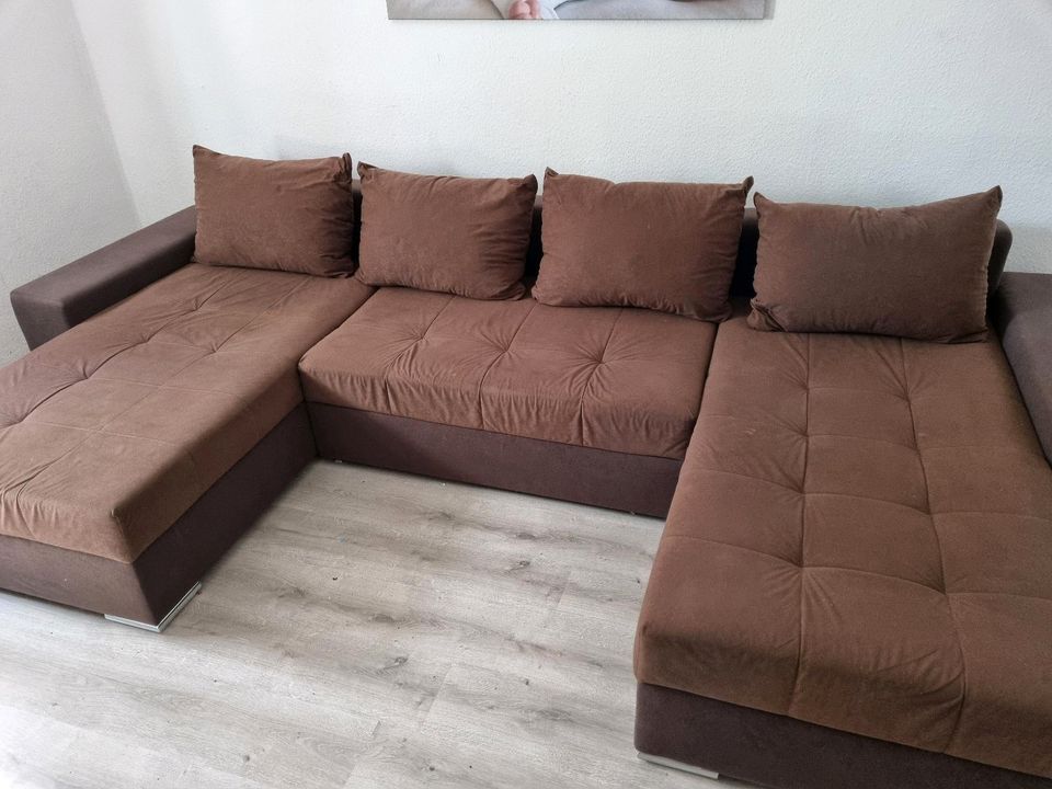 Couch Sofa ausziehbar in Wilhelmshaven