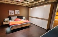 Schlafzimmer mit Zubehör,Drehtürenschrank,Bettanlage Hessen - Weilburg Vorschau