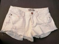 Kurze Hose Hotpants weiß used look Größe 34 Elberfeld - Elberfeld-West Vorschau