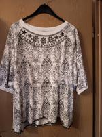Shirt / Bluse 48 / 50 blau-weiß Bayern - Rohrbach Vorschau