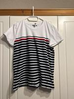 Tommy Hilfiger T-Shirt Größe L Schleswig-Holstein - Wanderup Vorschau